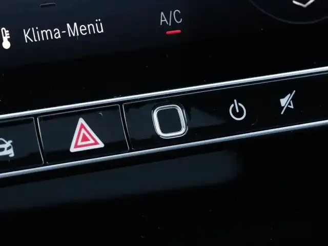 Mercedes-Benz CLE 200