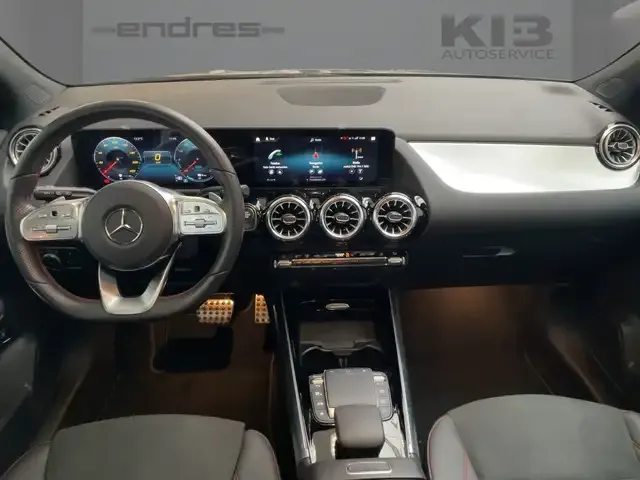 Mercedes-Benz GLA 250