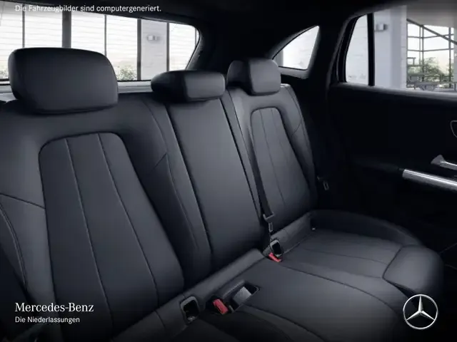 Mercedes-Benz GLA 220