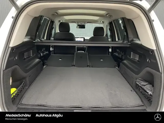 Mercedes-Benz GLB 180