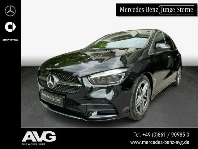 Mercedes-Benz B 220