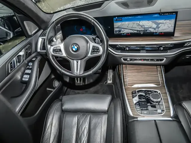BMW X7 M