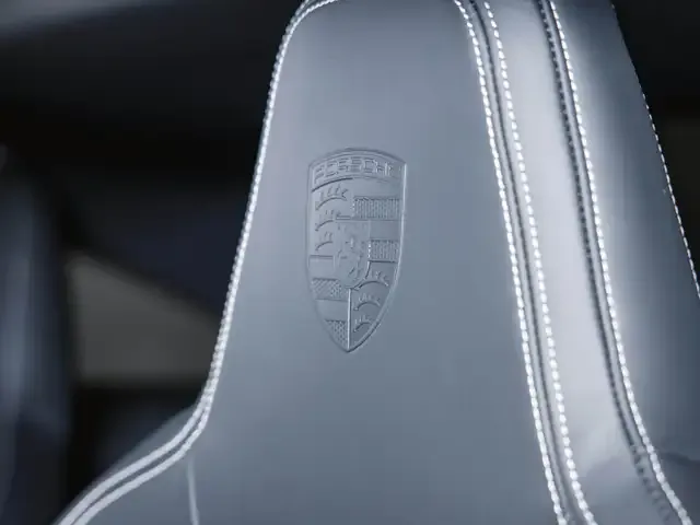 Porsche 992