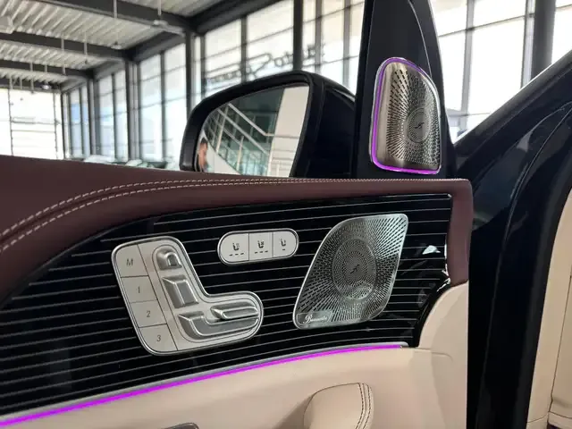 Mercedes-Benz GLS 600