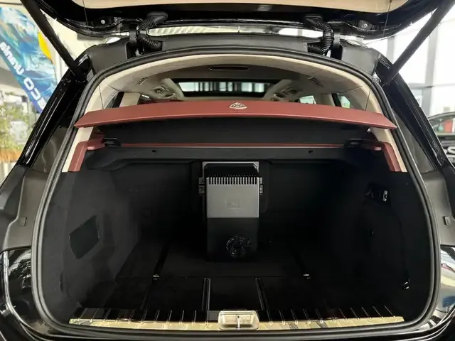 Mercedes-Benz GLS 600
