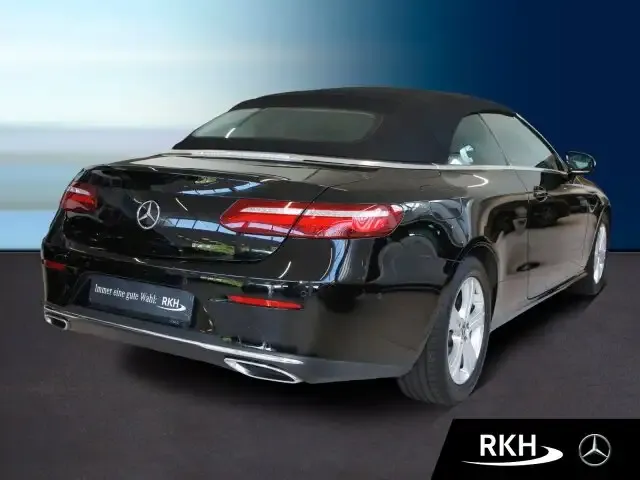 Mercedes-Benz E 200