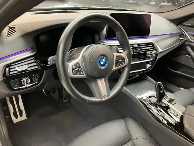 BMW 545