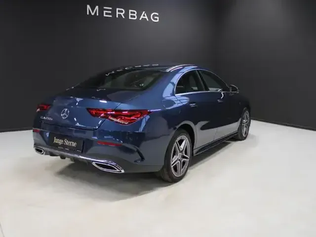 Mercedes-Benz CLA 250