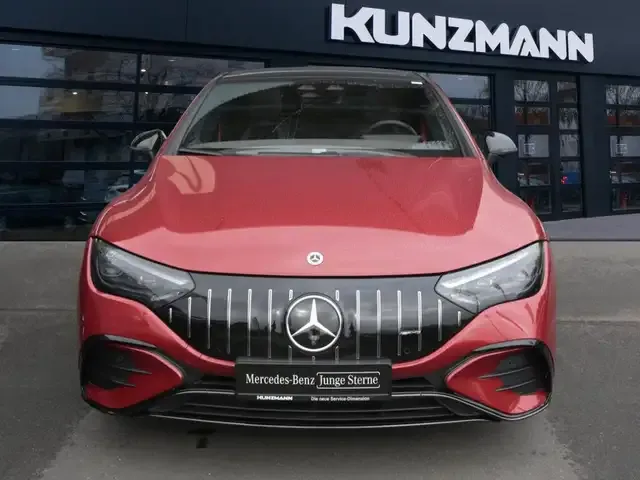 Mercedes-Benz EQE 53