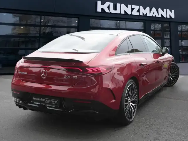 Mercedes-Benz EQE 53