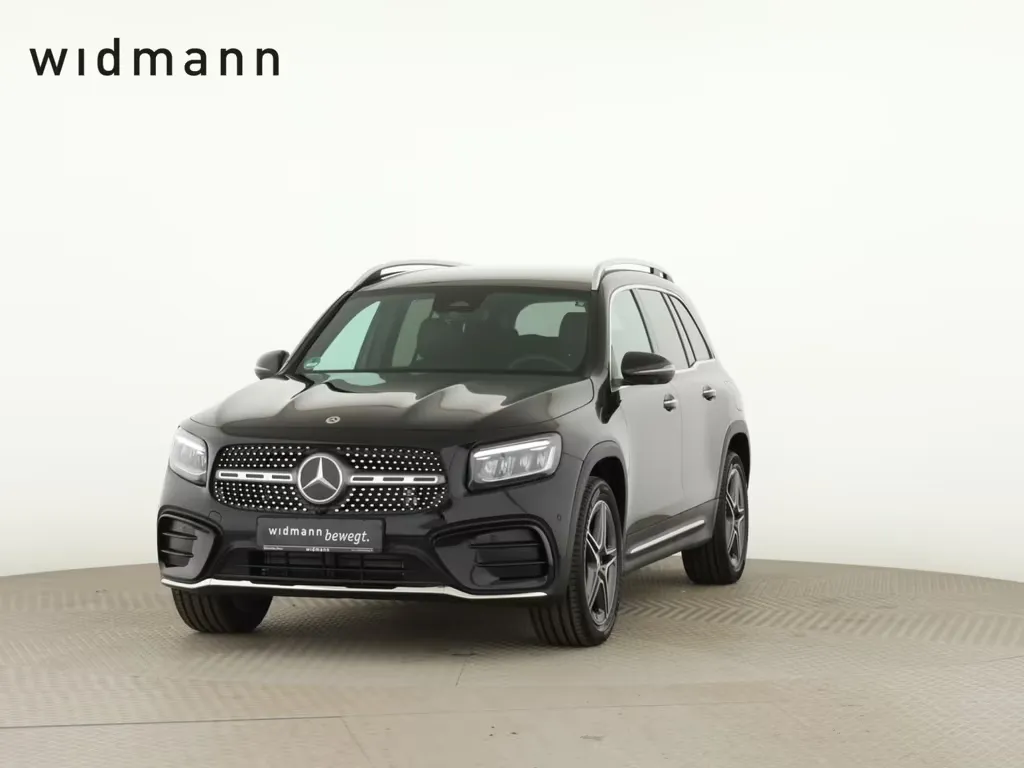 Mercedes-Benz GLB 220