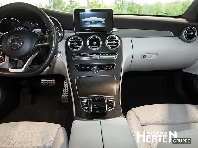 Mercedes-Benz C 180