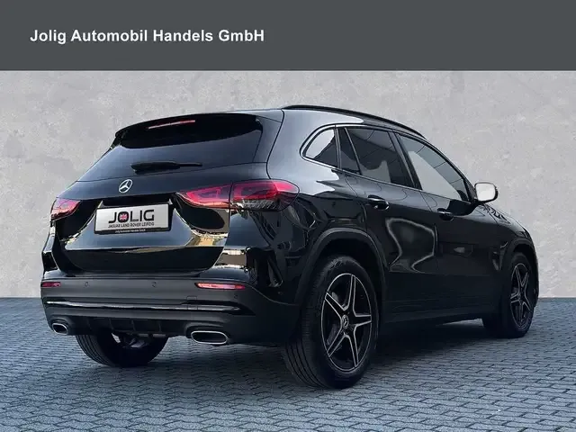 Mercedes-Benz GLA 250