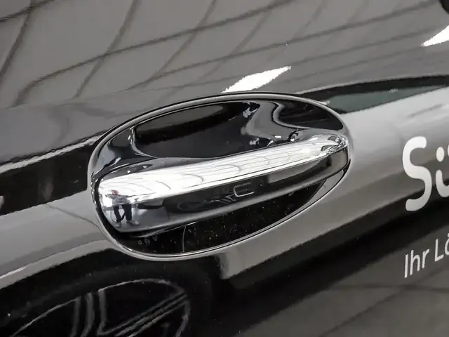 Mercedes-Benz CLE 220