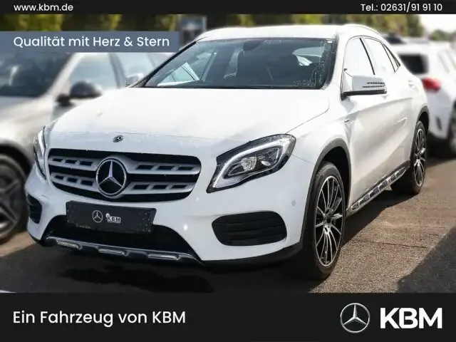 Mercedes-Benz GLA 180