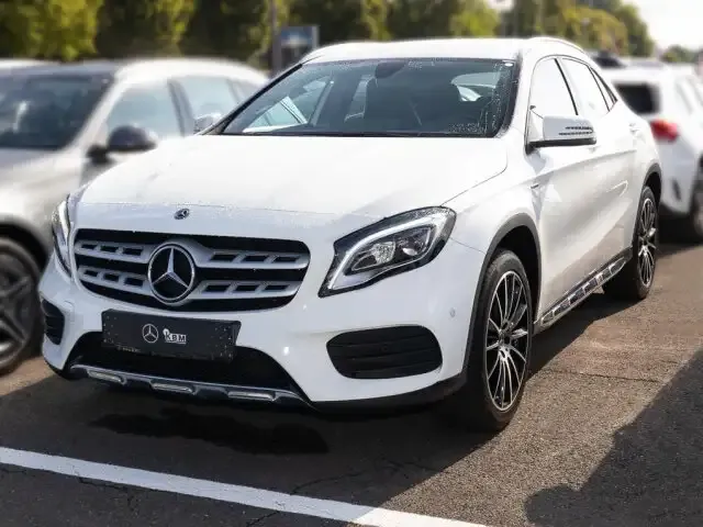 Mercedes-Benz GLA 180