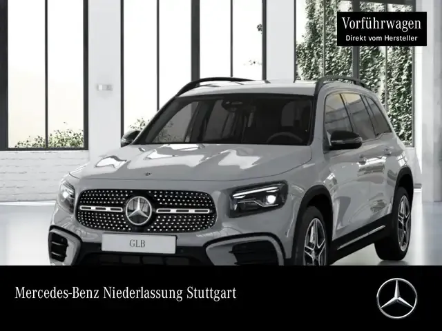 Mercedes-Benz GLB 220