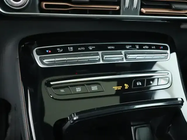 Mercedes-Benz EQC 400