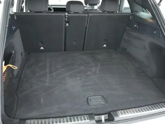 Mercedes-Benz EQC 400
