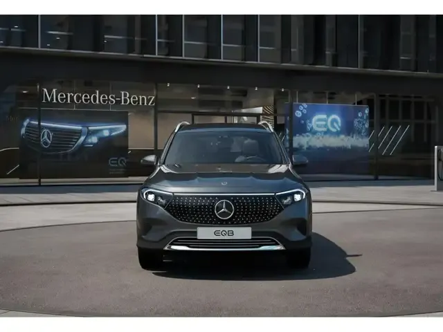 Mercedes-Benz EQB 300