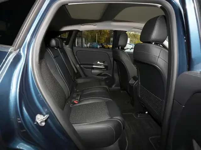 Mercedes-Benz EQA 250