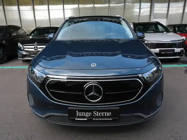 Mercedes-Benz EQA 250