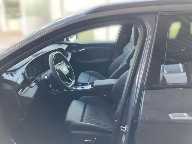 Audi SQ6