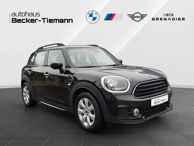 MINI One Countryman