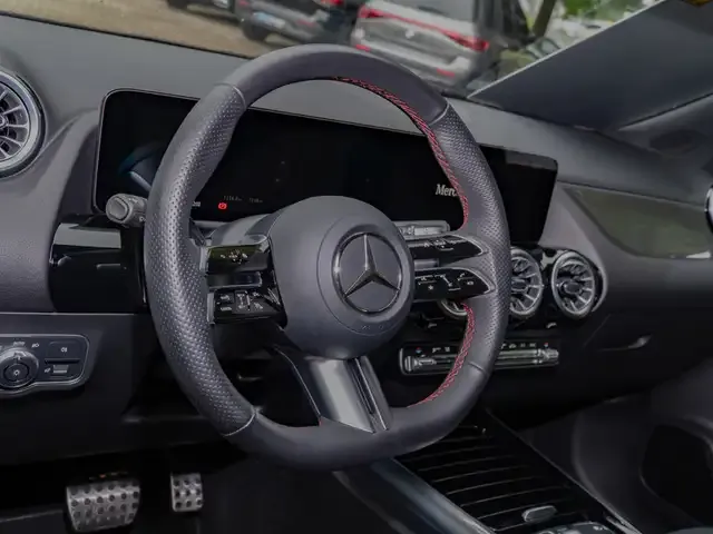 Mercedes-Benz GLA 180