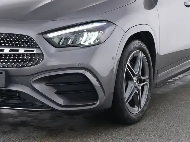 Mercedes-Benz GLA 180