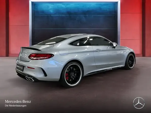 Mercedes-Benz C 63 AMG