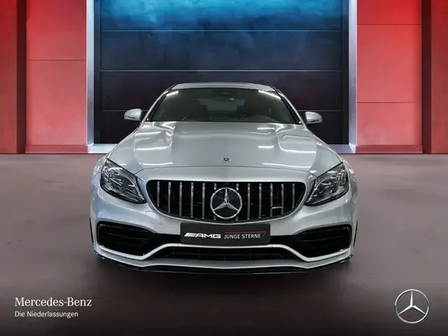 Mercedes-Benz C 63 AMG
