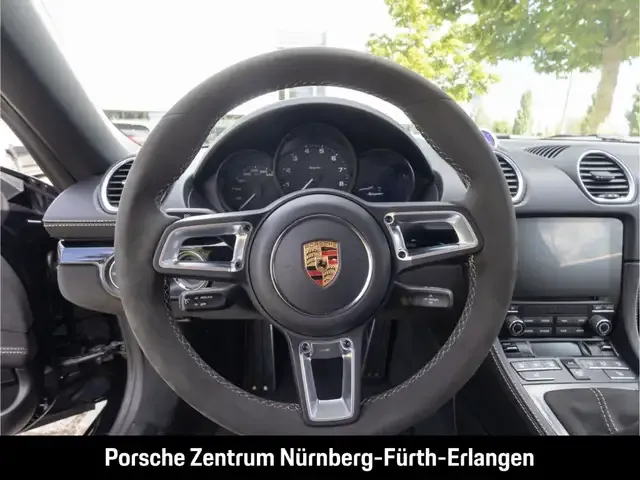 Porsche 718 Spyder
