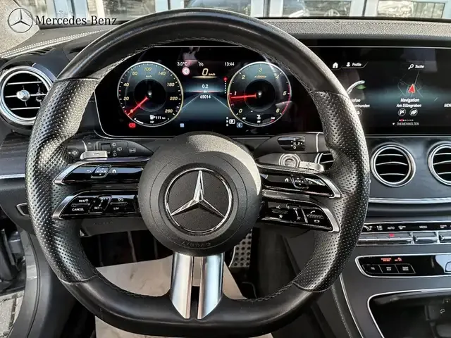 Mercedes-Benz E 400