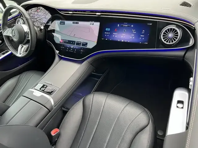 Mercedes-Benz EQE 300