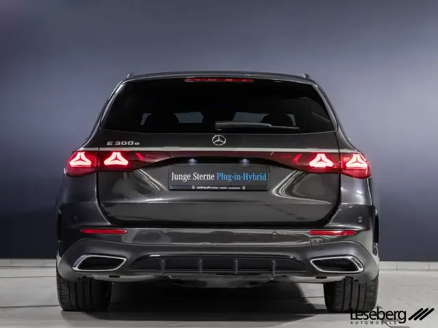 Mercedes-Benz E 300