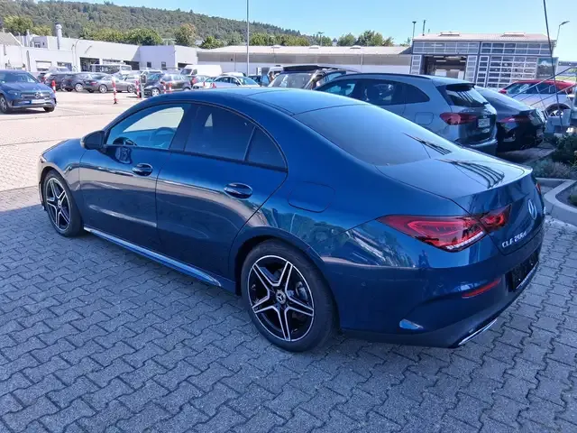 Mercedes-Benz CLA 200