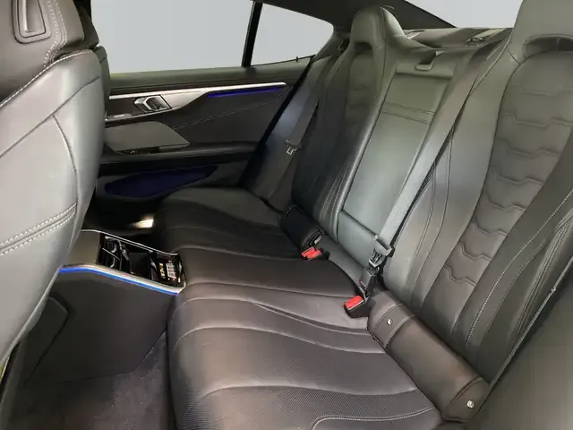 BMW M850