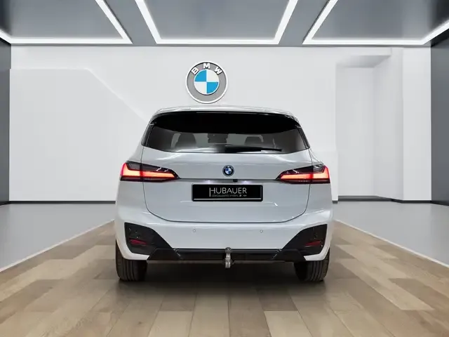 BMW 225