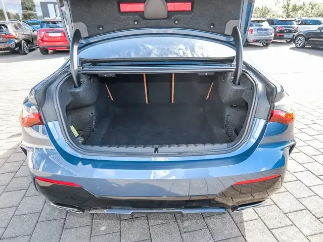 BMW 440