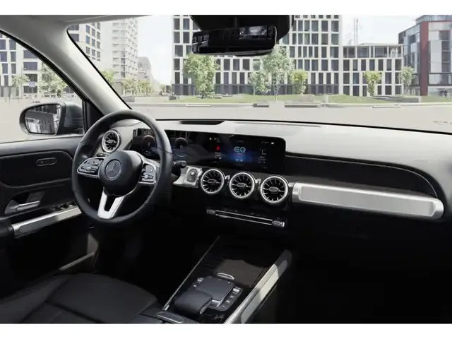 Mercedes-Benz EQB 300