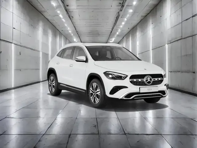Mercedes-Benz GLA 200