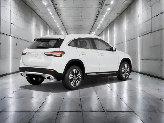 Mercedes-Benz GLA 200