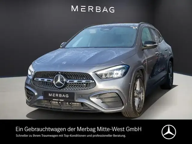Mercedes-Benz GLA 200