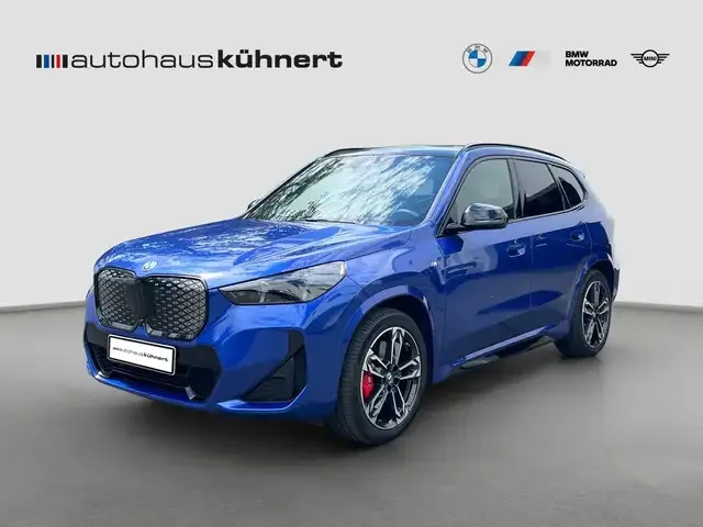 BMW iX1