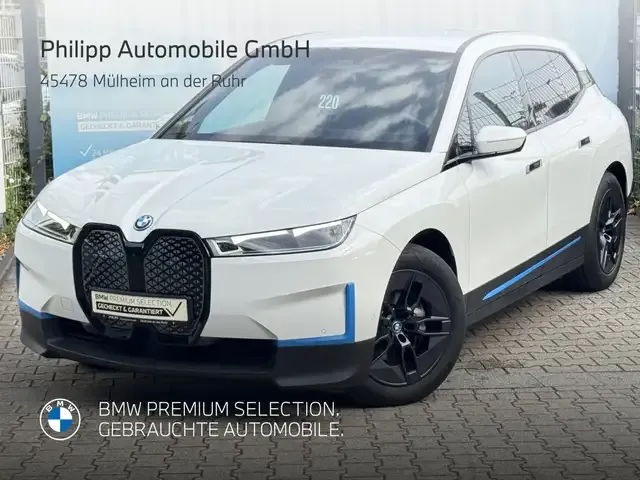 BMW iX