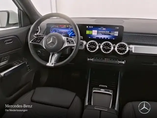 Mercedes-Benz EQB 250