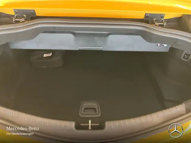 Mercedes-Benz CLE 200