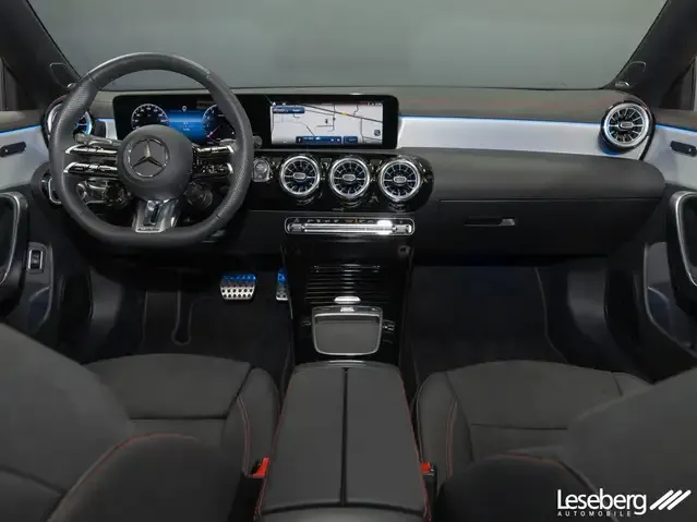 Mercedes-Benz CLA 35 AMG