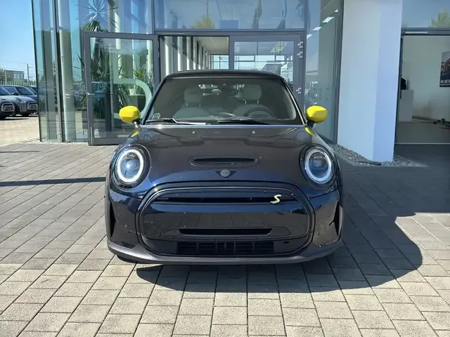 MINI Cooper SE